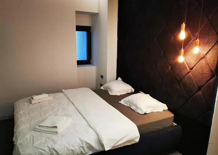 Apartment And Rooms Marinac